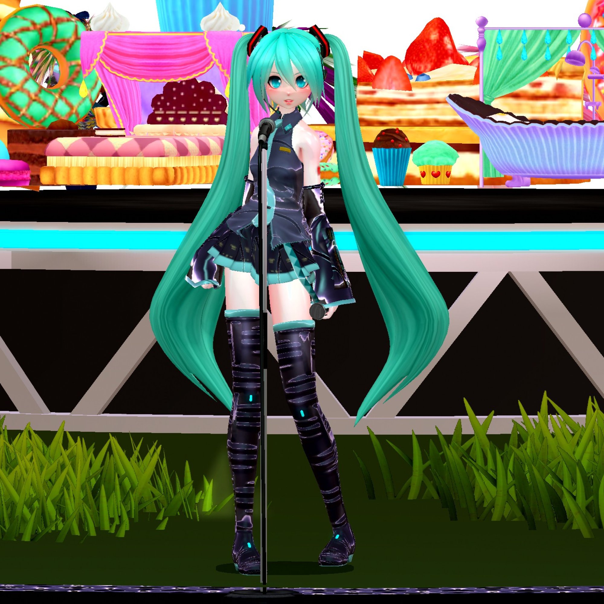 mikuprofiletall2.jpg